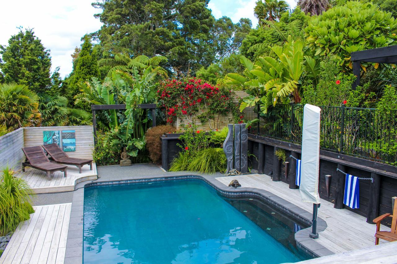 Amazing Kiwi Lodge Whangamata Exterior photo